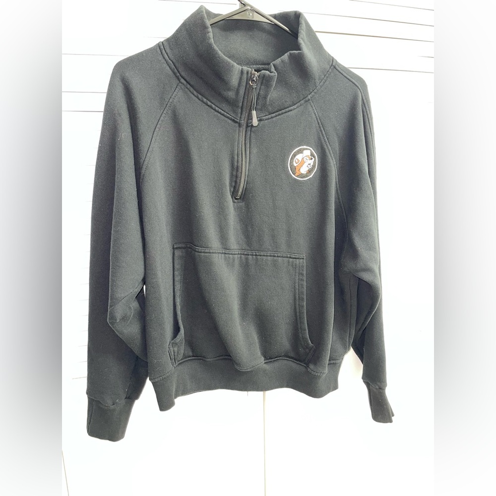 Bucees Cropped Black Half-Zip Sweatshirt with Logo